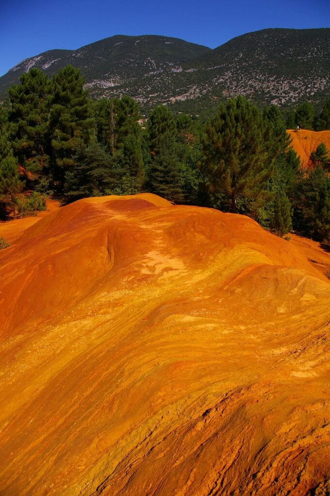 ocher, provence, vaucluse